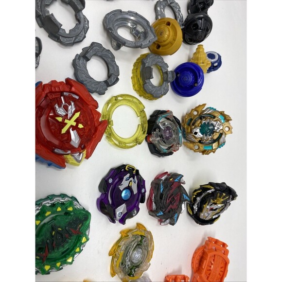 Lot of Beyblades Toys Spinners Burst Quade Drive Etc + Launchers - Picture 5 of 7